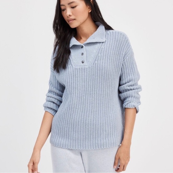 Haven Well Within Sweaters - Haven Well Within fisherman sweater featuring a button-up mock neck. Sz M (a1)